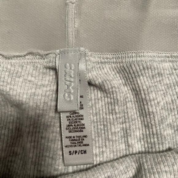 SKIMS 2 pieces- Ribbed Cotten - Boxer and Tank set - Picture 6 of 9